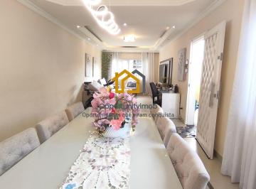 Casa · 217m² · 4 Quartos · 5 Vagas · Sobrado na Vila Osasco com 4 Dormitórios, 3 Suítes, Área Gourmet e 217m²