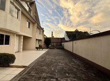 Casa · 3 Quartos · 1 Vaga · Sobrado à venda no bairro Boqueirão - Curitiba/PR