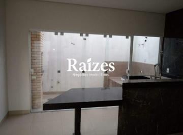 Casa · 111m² · 3 Quartos · 2 Vagas · Casa Sobrado 3 quartos sendo 1 suíte com varanda gourmet e 2 vagas no Novo Mundo em Uberlândia