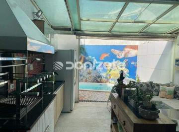 Casa · 210m² · 3 Quartos · 2 Vagas · Sobrado à venda em Santo André (Vila Guiomar) | 3 suítes | Varanda gourmet e piscina