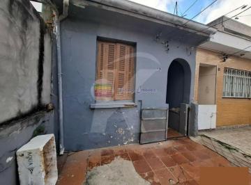 Casa · 65m² · 1 Quarto · 1 Vaga · Casa térrea com 1 dormitório, 1 vaga e edícula, em Santana.
