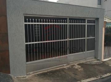 Casa · 152m² · 3 Quartos · 2 Vagas · Casa em excelente localização