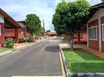 Casa · 180m² · 3 Quartos · Invista em Qualidade de Vida - Chalé Perfeito para Lazer ou Renda