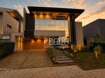 a44e4057131f264d1f7b374e9b1a4518452cce35 · Casa térrea à venda com 4 suítes - Condomínio Jardim Versailles - Uberlândia/MG.