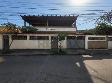 Casa · 708m² · 3 Quartos · 3 Vagas · Casa para venda em Campinho de 708.00m² com 3 Quartos e 3 Garagens