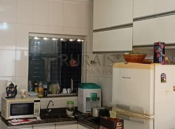 Casa · 70m² · 3 Quartos · 2 Vagas · Casa 3 quartos