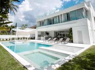 Casa · 615m² · 7 Quartos · 2 Vagas · Condomínio com 7 quartos à venda em Tabatinga - SP