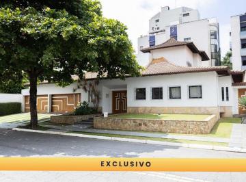 Casa · 370m² · 4 Quartos · 8 Vagas · Casa Térrea mobiliada de 768 m² de área total, com 4 suítes e piscina privativa. Clássico e Atempora