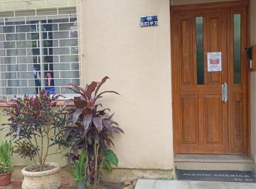 Apartamento de 2 quartos, Porto Alegre · Apartamento de 46 m² com 2 quartos à venda em Santo Antônio