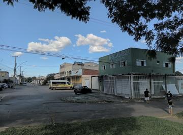 Comercial de 3 quartos, Gama · Vendo prédio comercial