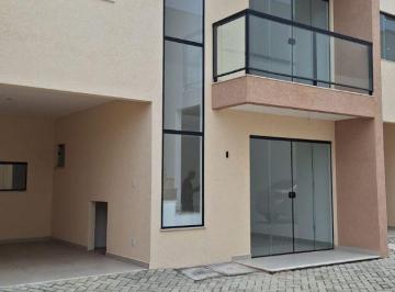 Casa de 3 quartos, Lauro de Freitas · Casa Duplex com 3 Suítes| Acabamento Fino|Próxima à Praia de Ipitanga|Condomínio Fechado.R$550.000