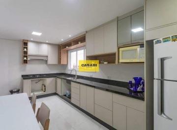 Casa · 200m² · 3 Quartos · 5 Vagas · Grande sobrado em Diadema