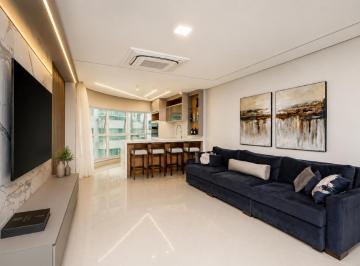 Apartamento · 161m² · 4 Quartos · 3 Vagas · Apartamento à venda no Pioneiros em Balneário Camboriú