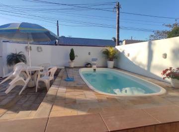 Casa de 3 quartos, Florianópolis · Casa 3 quartos em ótima localização nos Ingleses - Florianópolis