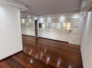 Apartamento · 90m² · 2 Quartos · 1 Vaga · Vendo Apartamento reformado praia da Barra da Tijuca no Posto 4 no Condomínio Ba