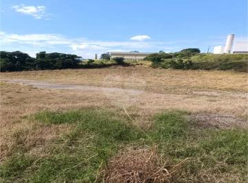 Terreno · 32000m² · 900 Vagas · Área de Terra à venda em Morro das pedras - SP