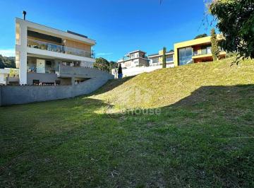 359bb3835e7e94f3b63170e6c5bd0ec3b9a946f3 · Terreno Ensolarado de Alto Padrão no Residencial Tangarás, Teresópolis - RJ