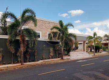 Casa · 3 Quartos · 8 Vagas · Casa condomínio Gaivota 2