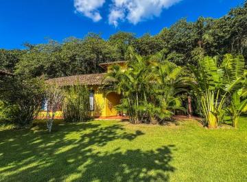 Casa de 3 quartos, São Sebastião · Casa térrea em condomínio fechado | Praia de Camburizinho | Área de lazer | 200m da praia
