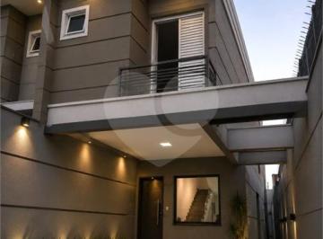 Casa de 3 quartos, São Paulo · Sobrado de Alto Padrão em Santana: 3 Suítes, 4 Vagas