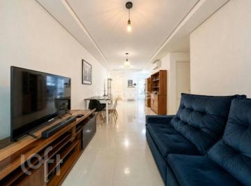 1d6ae643 · Apartamento, 2 dormitórios, 81 m², em Centro