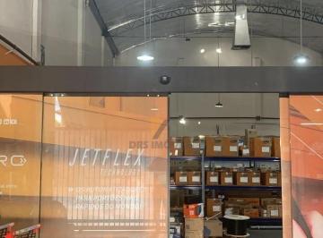 Excelente Barracão a venda com 360 m2 de área construída. · Excelente Barracão a venda com 360 m2 de área construída.