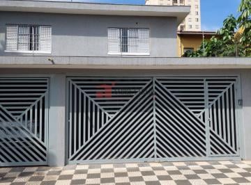 Comercial · 100m² · 3 Quartos · 2 Vagas · Casa Comercial em Centro  -  Osasco