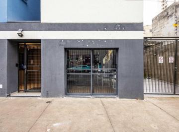 Comercial · 107m² · 1 Vaga · Loja na Rua Lopes de Oliveira, N. 596 • 107 m²