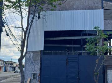 Comercial · 200m² · 2 Vagas · Galpão na Rua Alto do Bonfim, 125 - Térreo • 200 m²