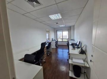 Comercial · 60m² · 1 Vaga · Sala comercial na Avenida Marquês de São Vicente, N. 446 - Sala 603 • 60 m²