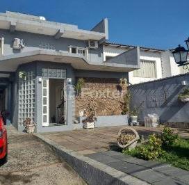 01.jpg · Casa, 3 dormitórios, 300 m², em Costa e Silva