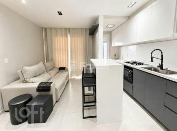 c79e5d6b · Apartamento, 2 dormitórios, 53.61 m², em Centro