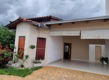 Casa · 197m² · 3 Quartos · 2 Vagas · Casa Padrão C-Evando-03