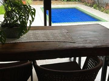 Casa de 3 quartos, São Sebastião · Casa venda loteamento fechado picina privativa