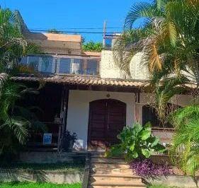Casa · 200m² · 2 Quartos · 2 Vagas · Linda casa mobiliada, 2 quartos com suíte master - Campo Grande