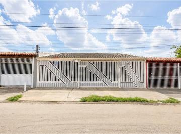Casa · 250m² · 4 Quartos · 3 Vagas · Vendo linda casa 4 qtos, 1 suíte na QNM 36 com casa de fundos
