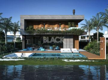 Casa · 520m² · 4 Quartos · 2 Vagas · Casa à venda - em Torres