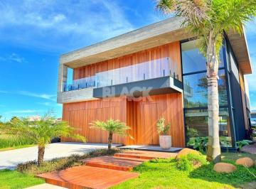 Casa · 520m² · 4 Quartos · 2 Vagas · Casa Sobrado 4 Suítes no Condominio Ilhas Park em Torres RS