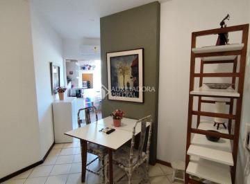 Apartamento · 46m² · 1 Quarto · 1 Vaga · Apartamento mobiliado de 1 Dormitório a 500m da praia de Jurere