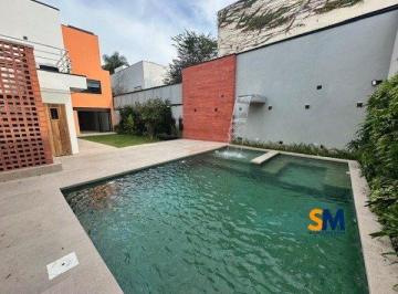 Casa · 5 Quartos · 4 Vagas · CASA NOVA- 5SUITES- PROXIMA PARQUE - PISCINA-VENDA