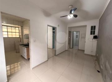 Apartamento · 50m² · 2 Quartos · Apartamento com 2 quartos para locação em Vila olímpia - SP
