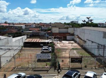 Terreno · 816m² · Excelente oportunidade para incorporação ou empreendimento comercial em Taguatinga Norte!