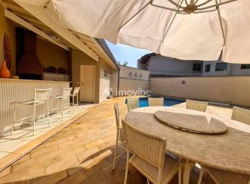 Casa · 330m² · 3 Quartos · 3 Vagas · CASA COM 3 QUARTOS, PISCINA E ADEGA NO WERNER PLAAS