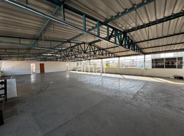 Comercial · 360m² · 1 Quarto · Galpão /Sobre loja