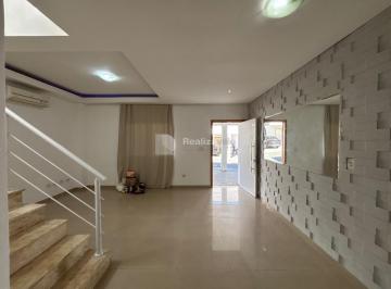 Casa · 119m² · 3 Quartos · 4 Vagas · Sobrado à venda em Taubaté, Vila Areao, com 3 quartos, com 119 m²