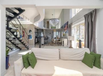 Apartamento · 138m² · 2 Quartos · 2 Vagas · Jardim América | Duplex exclusivo em andar alto, com vista panorâmica e espetacular da região!