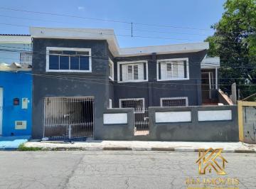 Terreno · 307m² · Terreno de 307 m² com duas casas e excelente potencial para investimento
