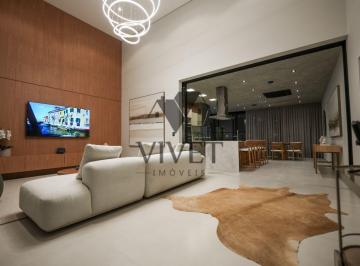 Casa · 250m² · 4 Quartos · 4 Vagas · Casa em condomínio para Venda no Alphaville