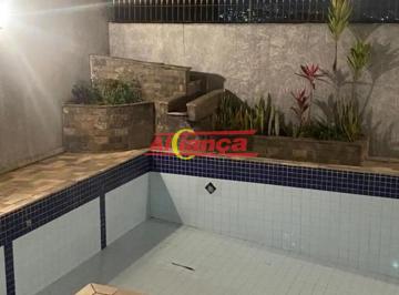 Casa · 330m² · 2 Quartos · 2 Vagas · CASA COM PISCINA - VILA GALVÃO - IMPERDÍVEL