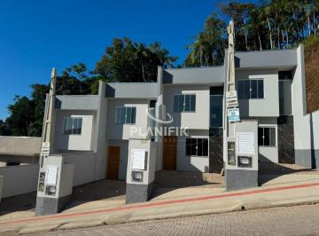 Casa · 66m² · 2 Quartos · 1 Vaga · CASA 2 QUARTOS SENDO BAIRRO AGUAS CLARAS, BRUSQUE -SC